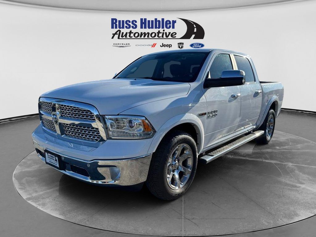 2018 RAM 1500 Laramie 4x4 Crew Cab 5'7's photo