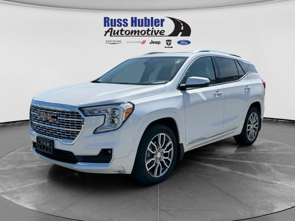 2024 GMC Terrain Denali AWD's photo