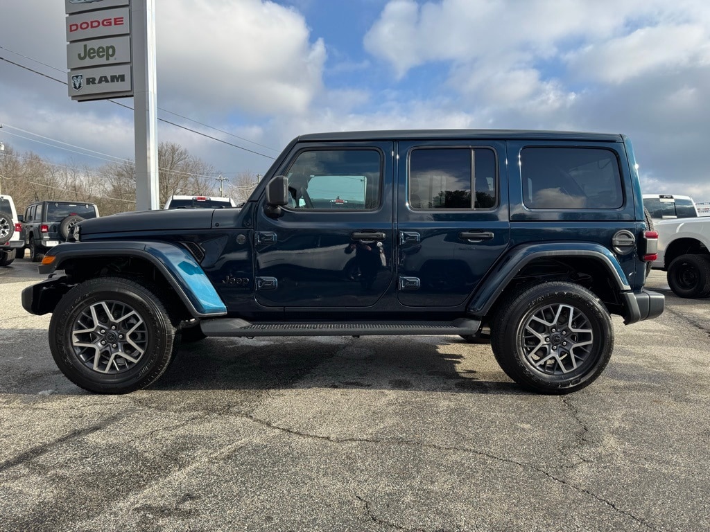 Used 2025 Jeep Wrangler Sahara SUV