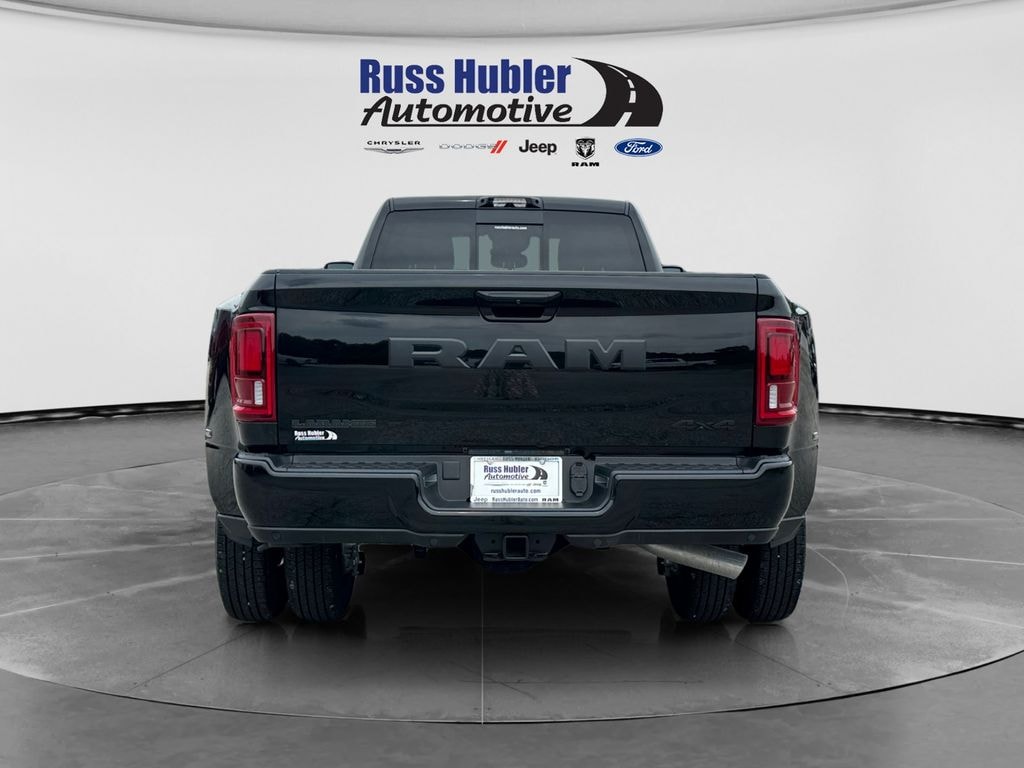 New 2026 Ram 3500 LARAMIE CREW CAB 4X4 8' BOX Pickup