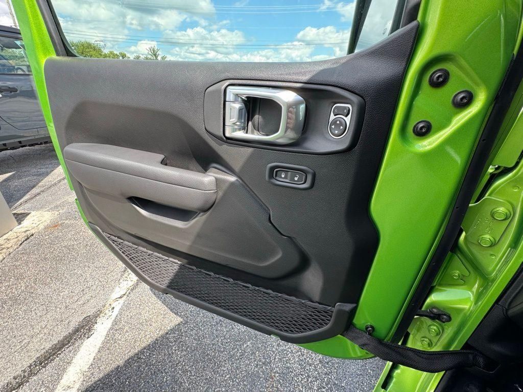 2025 Jeep Wrangler 4-Door Sport S - Photo 23