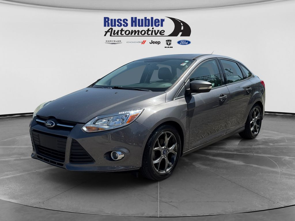 2014 Ford Focus Sedan SE's photo