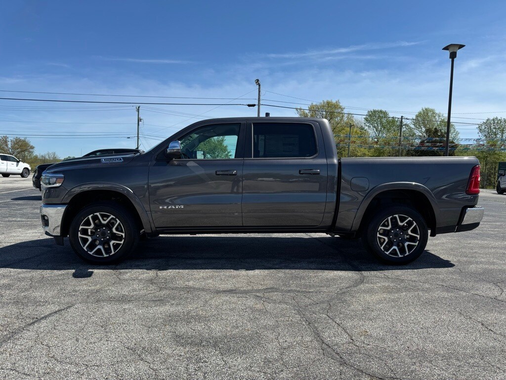 2025 Ram 1500 Laramie photo 2