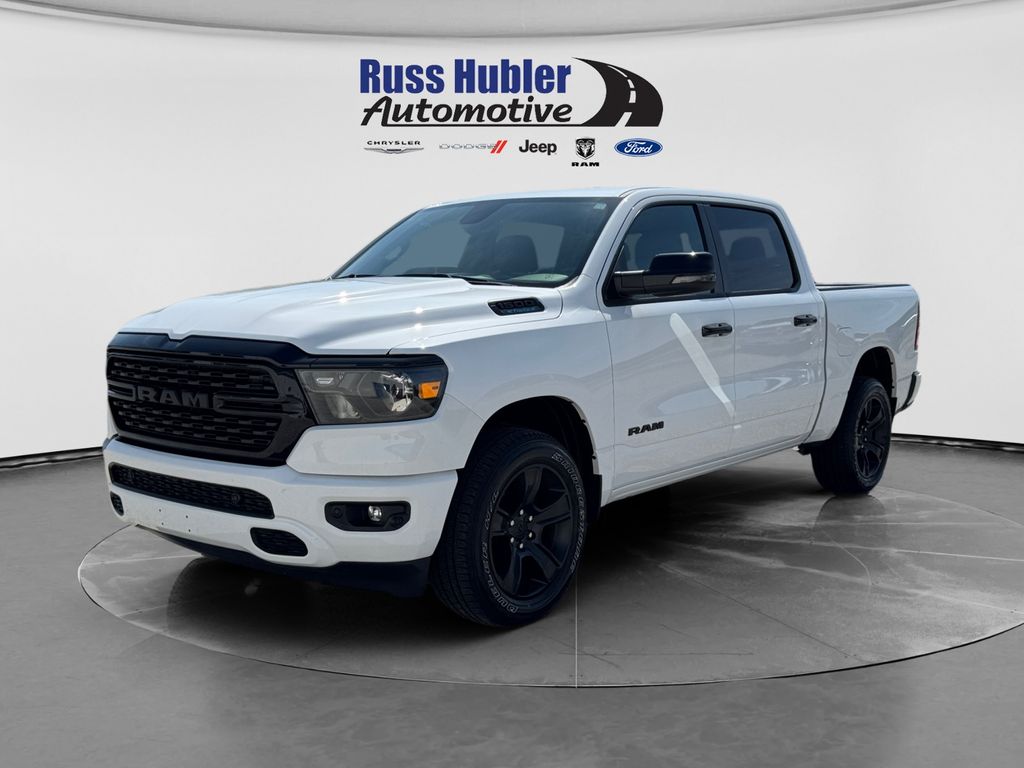 2023 RAM 1500 Big Horn/Lone Star 4x4 Crew Cab 5'7's photo
