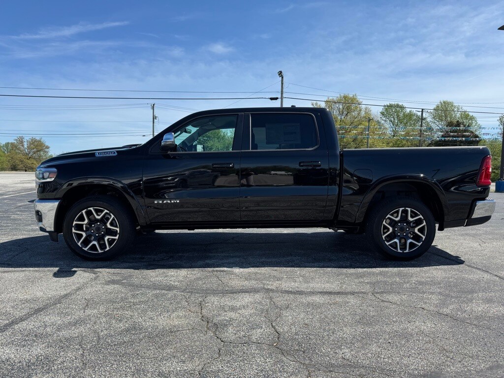 2025 Ram 1500 Laramie photo 2