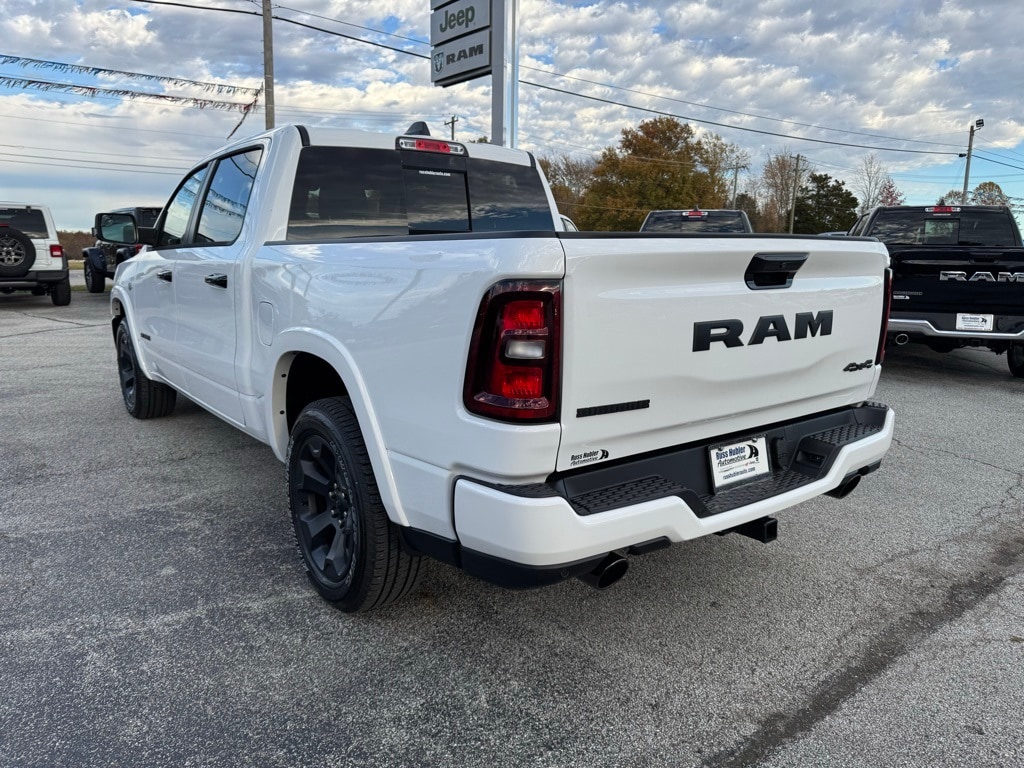 New 2026 Ram 1500 BIG HORN CREW CAB 4X4 5'7 BOX Pickup