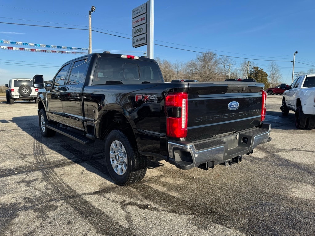 Used 2023 Ford F-250SD XLT Truck