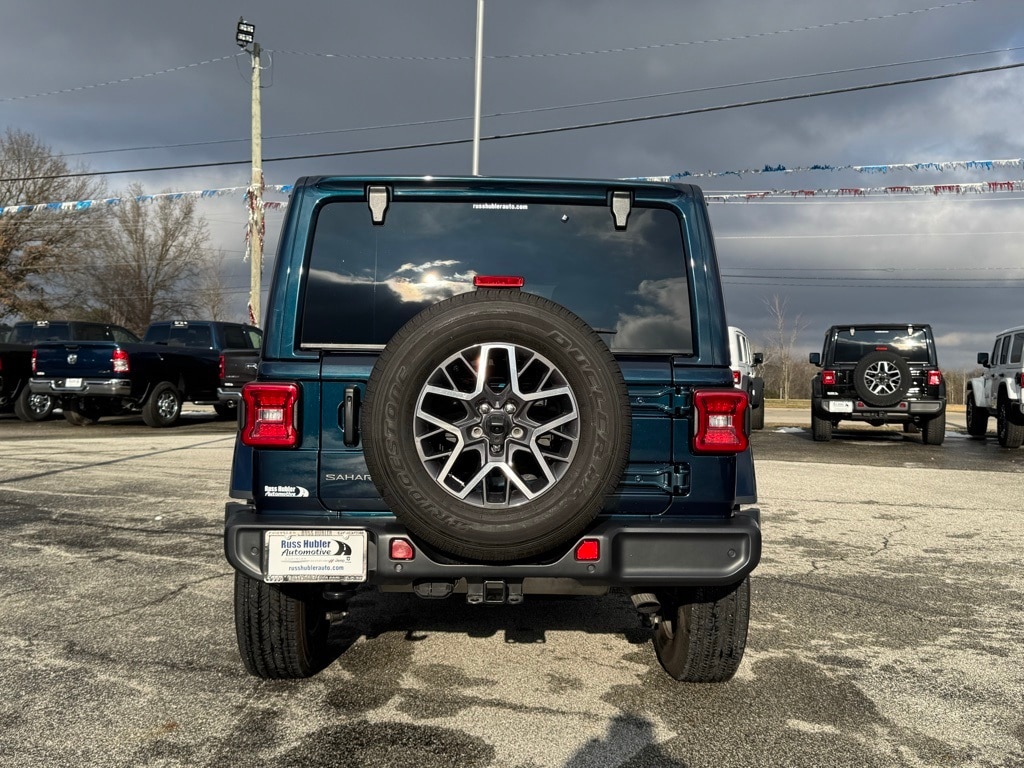 Used 2025 Jeep Wrangler Sahara SUV