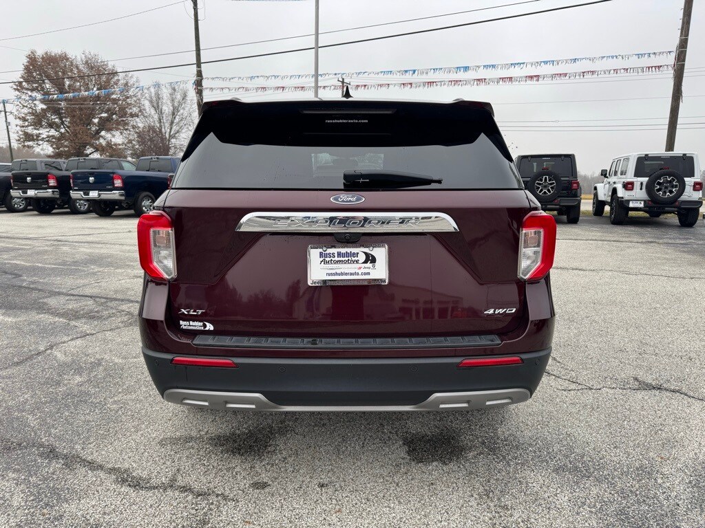 2022 Ford Explorer XLT photo 3