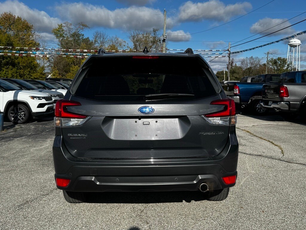 2024 Subaru Forester Limited photo 3