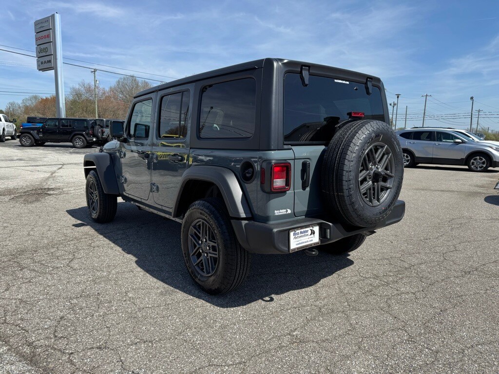 2025 Jeep Wrangler Sport S photo 3