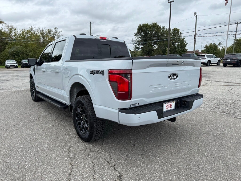 2025 Ford F-150 XLT photo 3