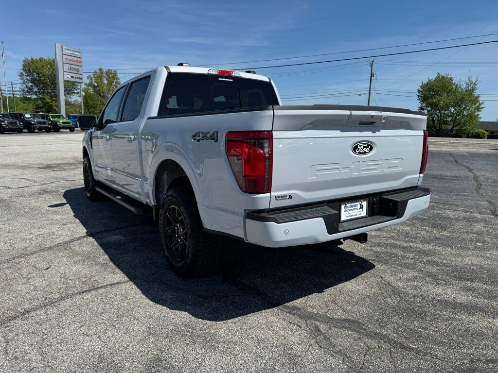 2025 Ford F-150 XLT photo 3
