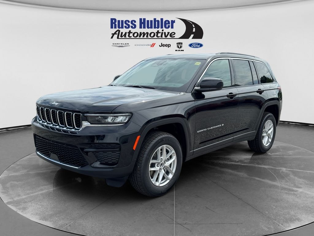 New 2026 Jeep Grand Cherokee LAREDO 4X4 Sport Utility
