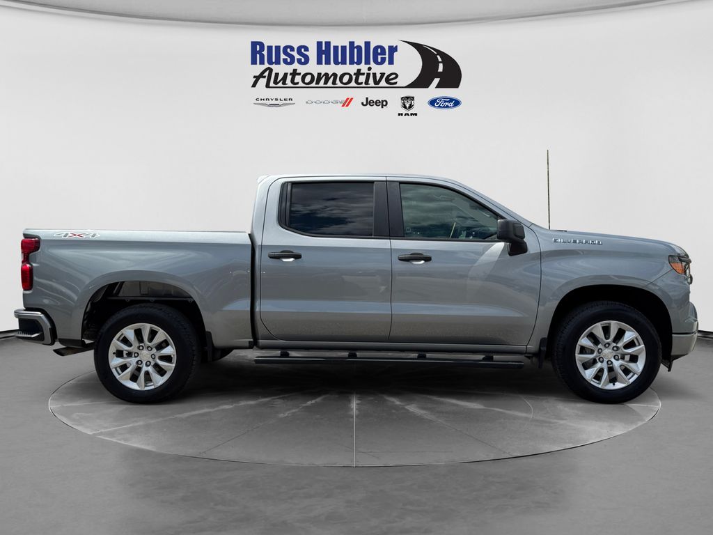 2023 Chevrolet Silverado 1500 Custom - Photo 8