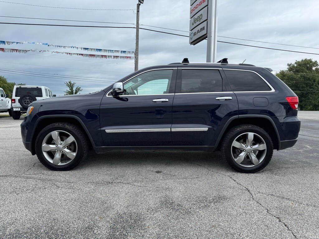 2013 Jeep Grand Cherokee Overland photo 2