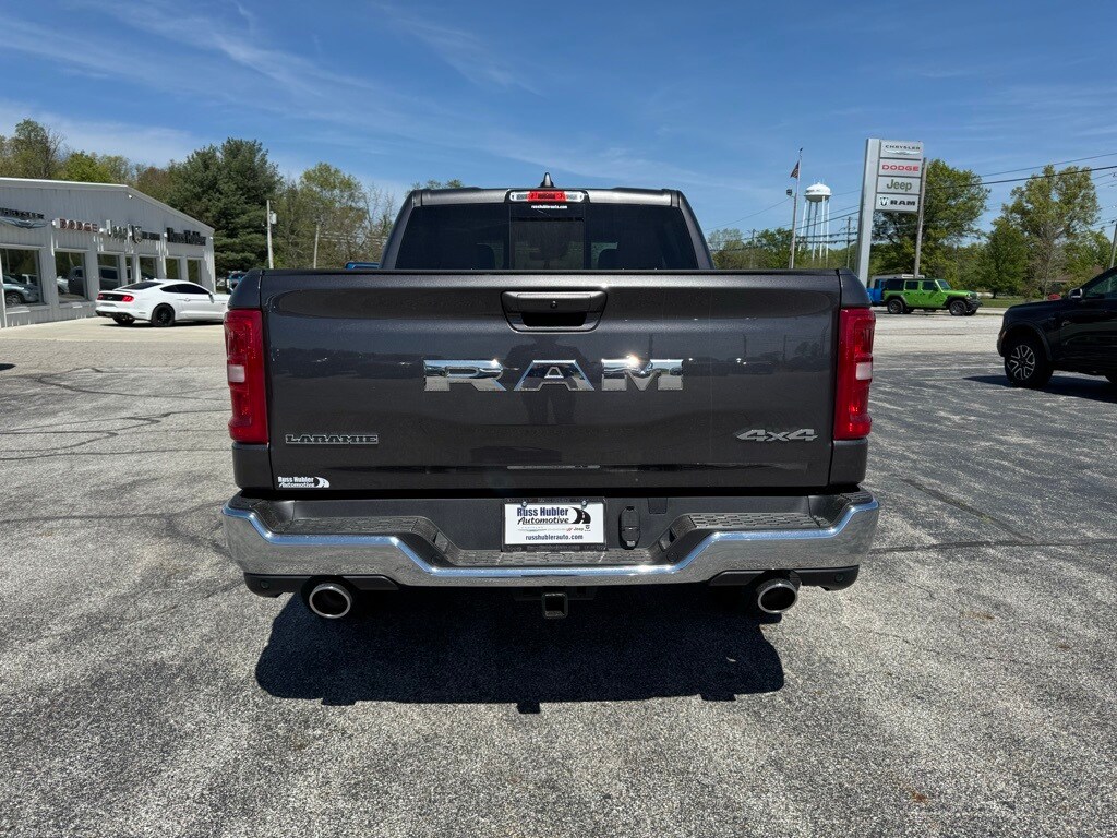 2025 Ram 1500 Laramie photo 4