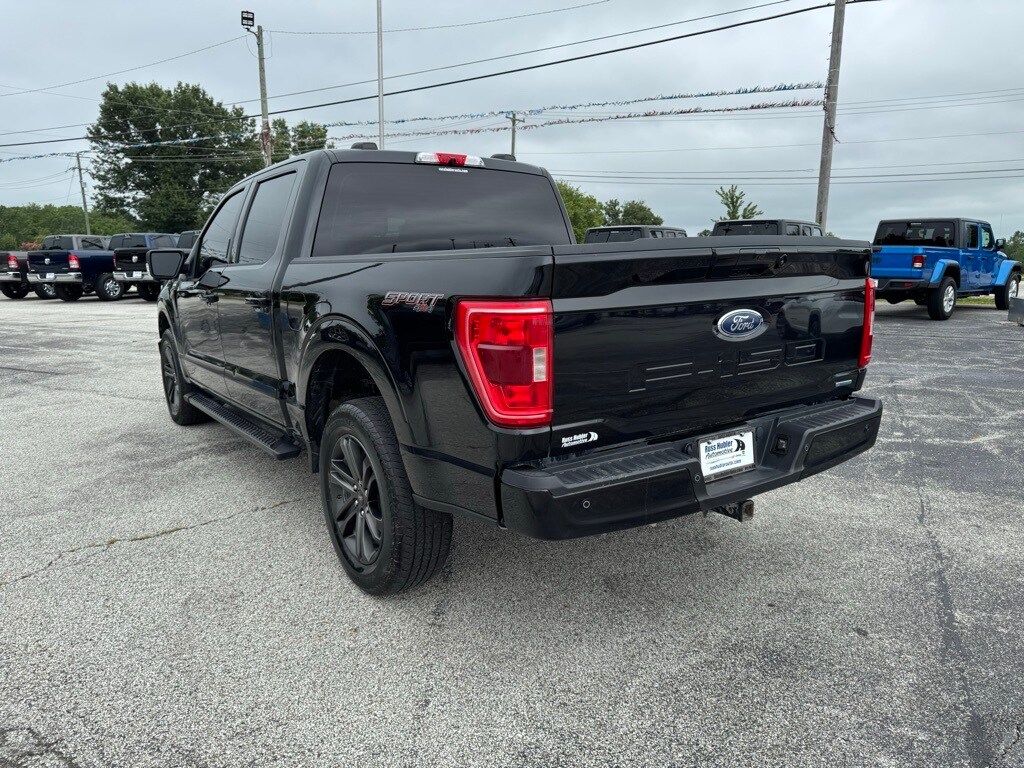 2022 Ford F-150 XLT photo 3
