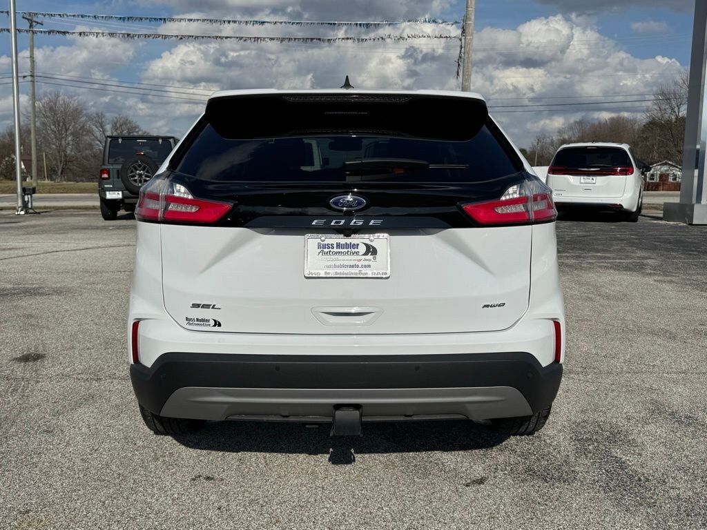 Used 2024 Ford Edge SEL SUV