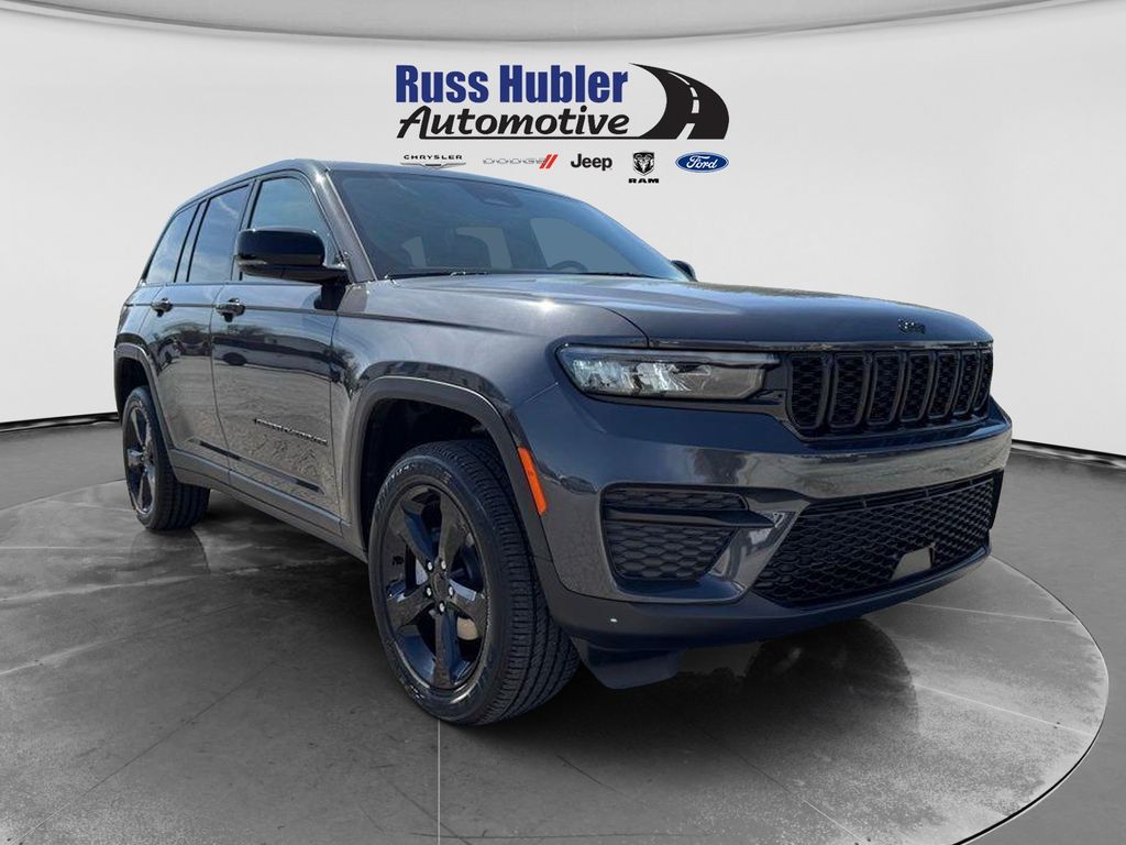 2025 Jeep Grand Cherokee Altitude - Photo 10