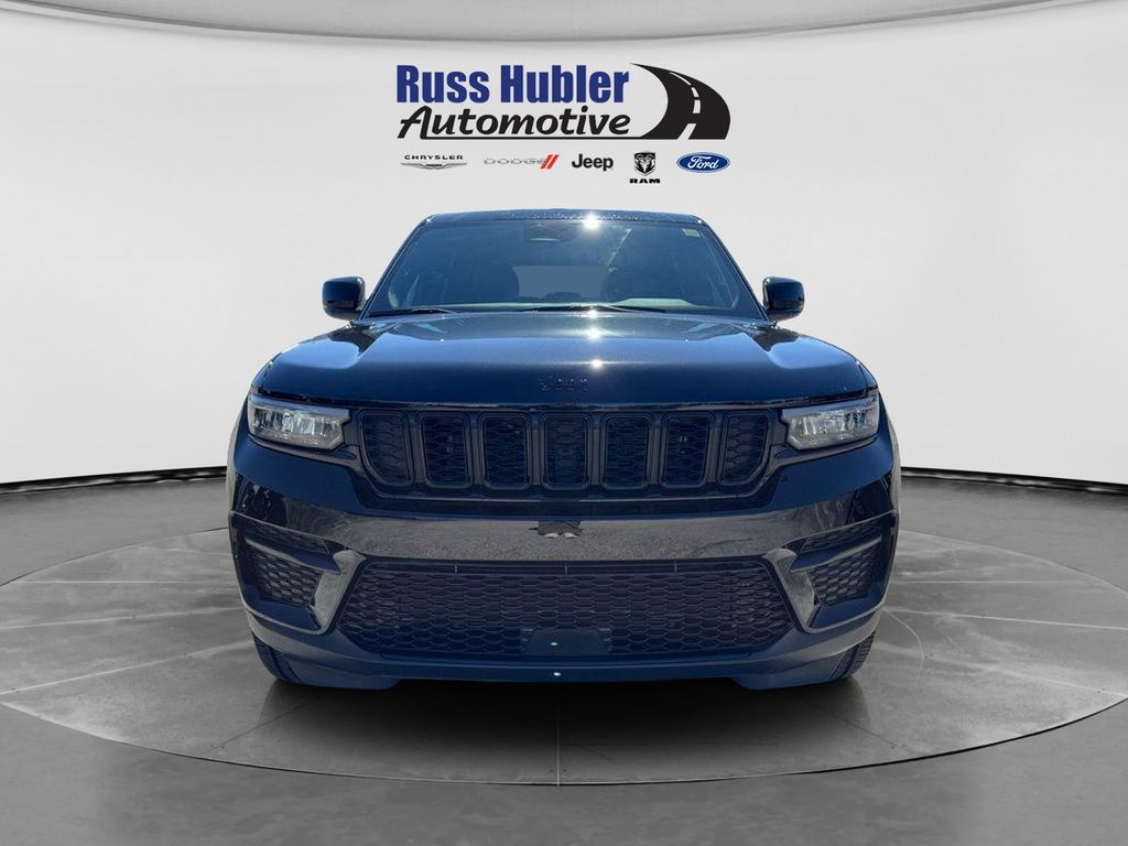 2025 Jeep Grand Cherokee Altitude - Photo 10