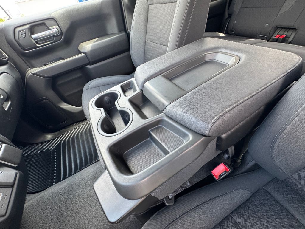 2023 Chevrolet Silverado 1500 Custom - Photo 29