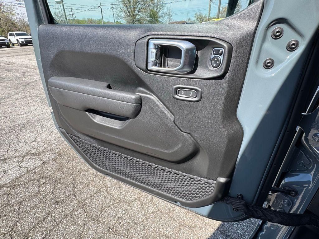 2025 Jeep Wrangler 4-Door Sport S - Photo 27