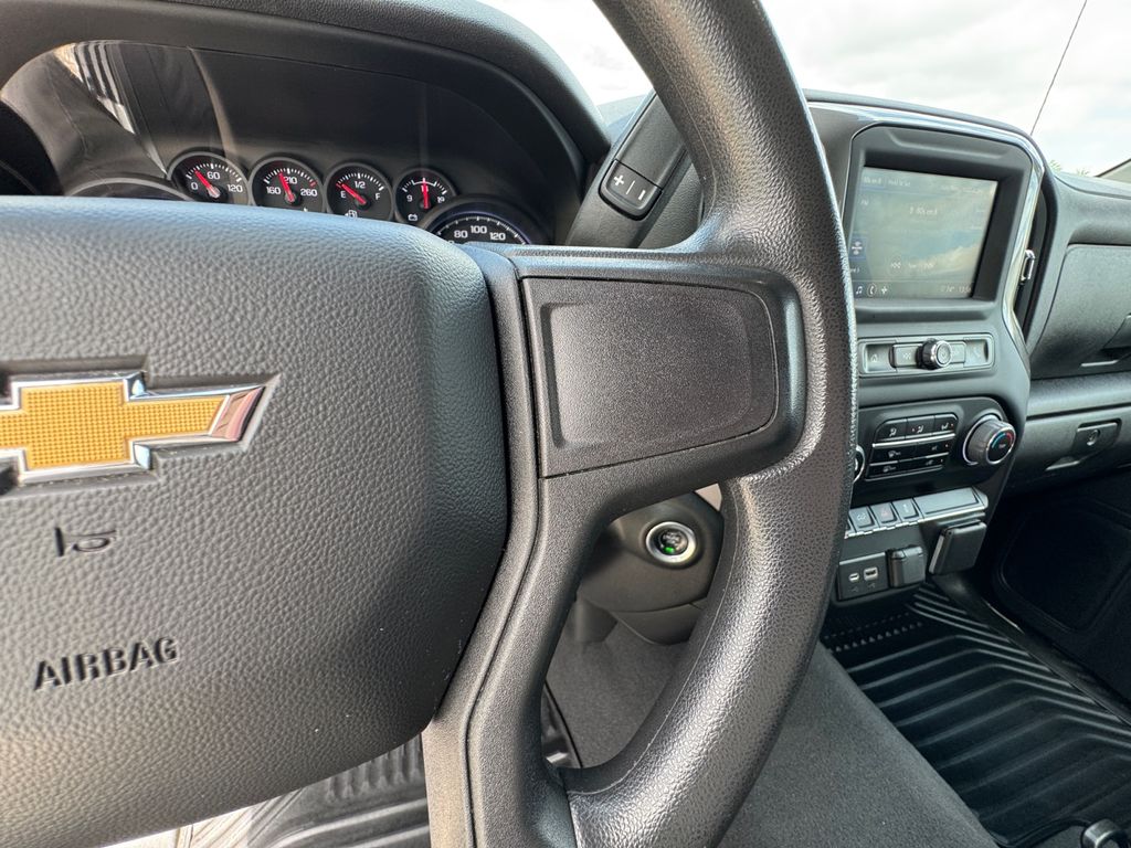 2023 Chevrolet Silverado 1500 Custom - Photo 23