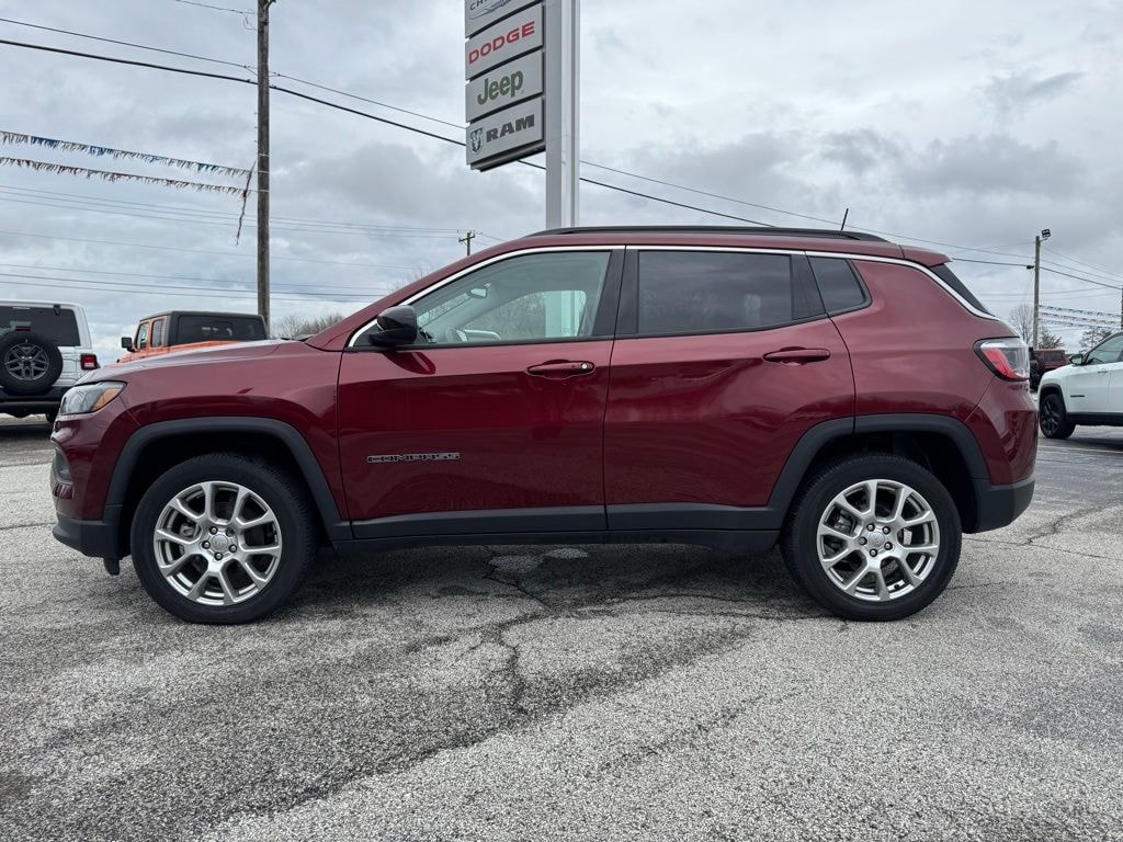 Used 2022 Jeep Compass Latitude Lux SUV