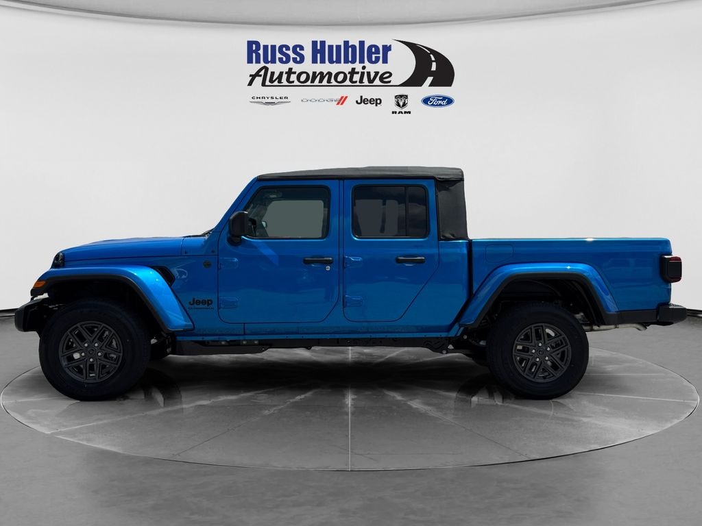 New 2026 Jeep Gladiator SPORT S 4X4 Pickup