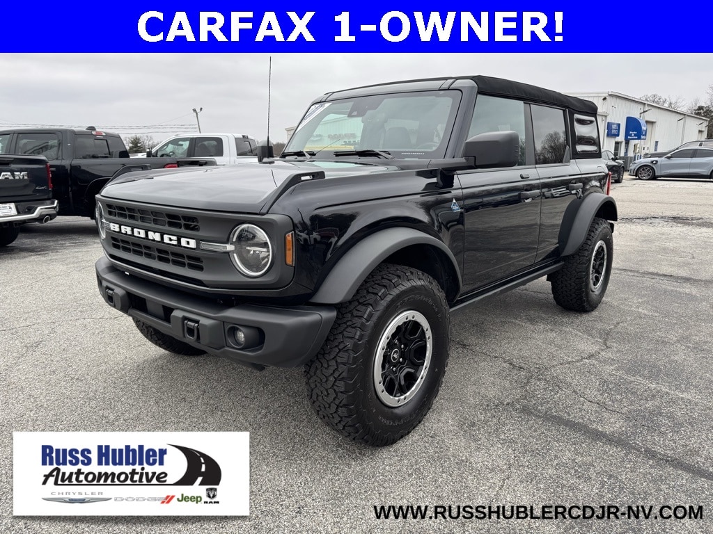 2023 Ford Bronco 4-Door Black Diamond's photo