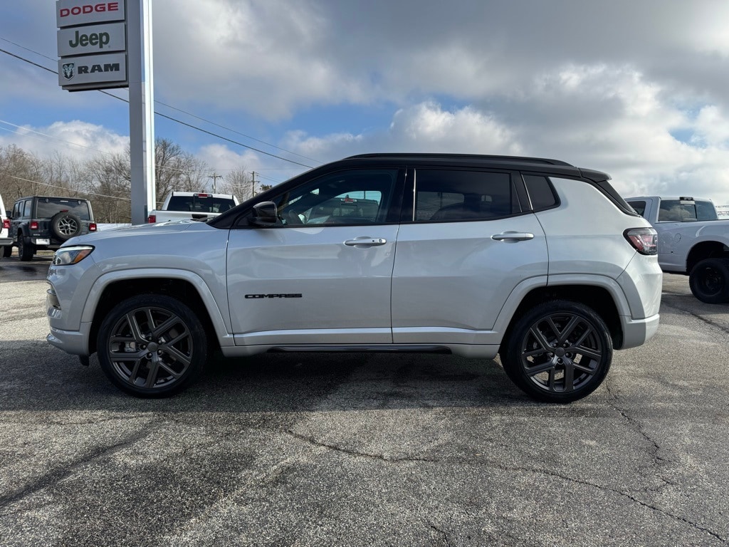 Used 2024 Jeep Compass Limited SUV