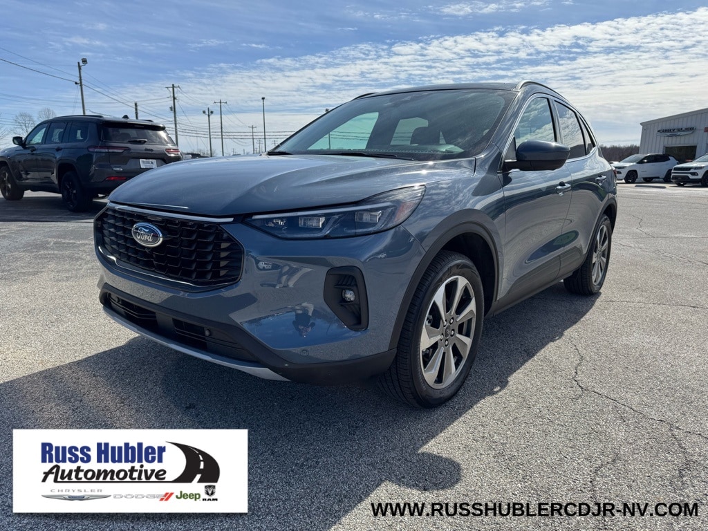 2025 Ford Escape Platinum