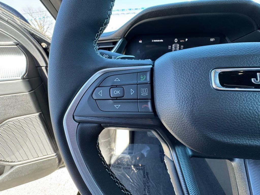 2025 Jeep Grand Cherokee Altitude - Photo 22