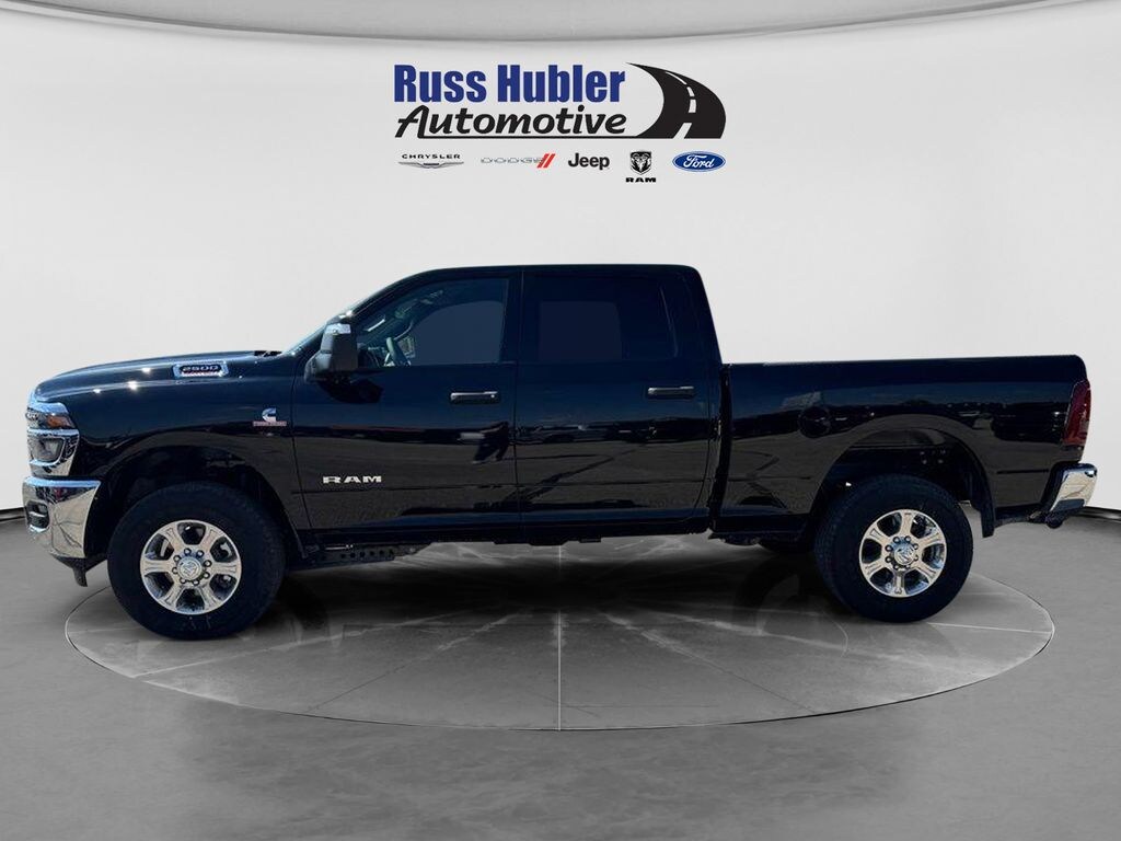 New 2025 Ram 2500 BIG HORN CREW CAB 4X4 6'4 BOX Pickup