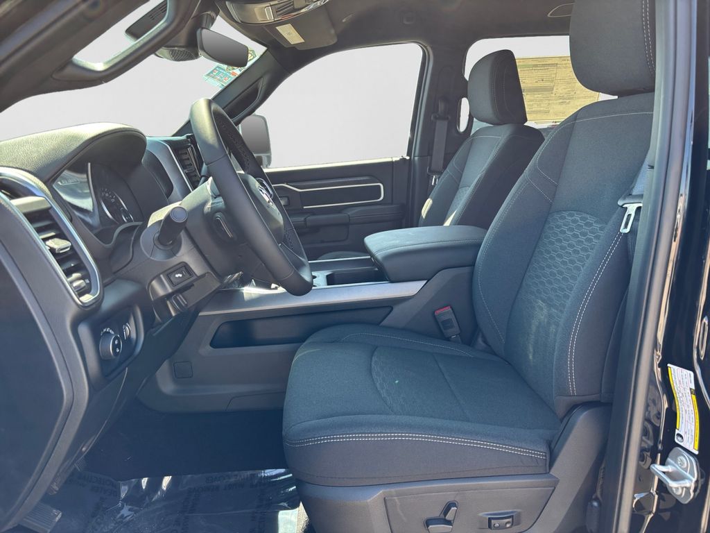2025 RAM 2500 Big Horn - Photo 10