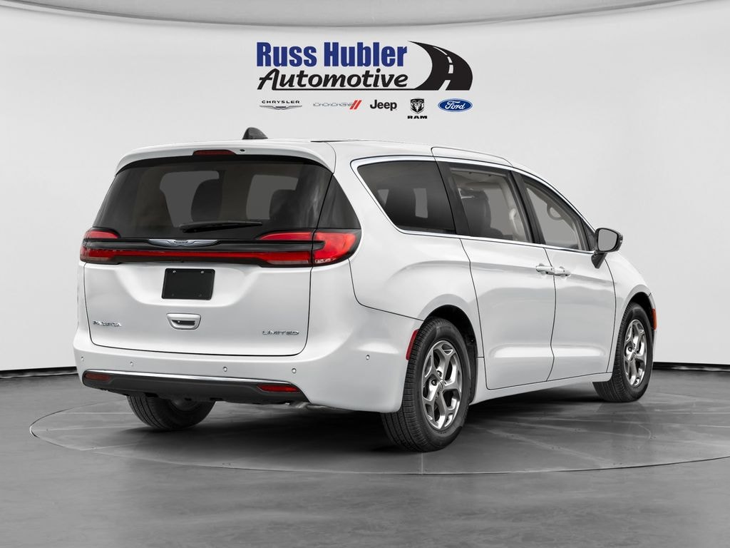 Used 2024 Chrysler Pacifica Limited Van Passenger Van