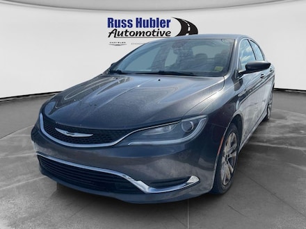 2015 Chrysler 200 Limited Sedan