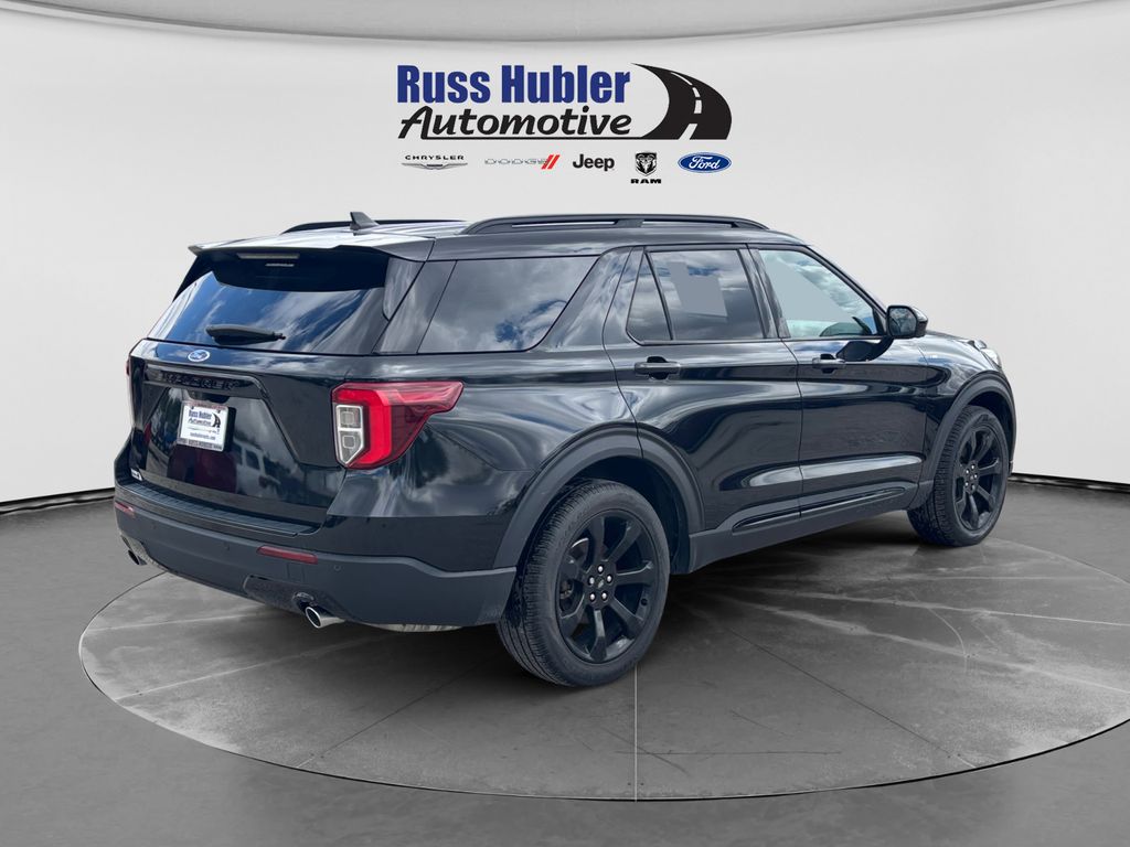 2023 Ford Explorer ST-LINE - Photo 7