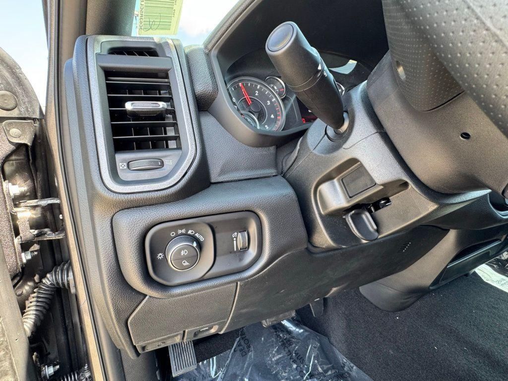 2025 RAM 2500 Tradesman - Photo 23