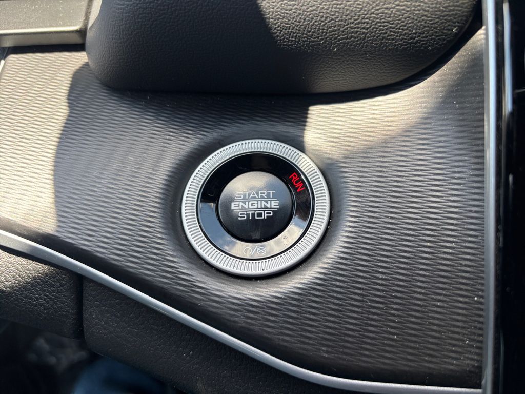 2025 Jeep Grand Cherokee Laredo - Photo 20