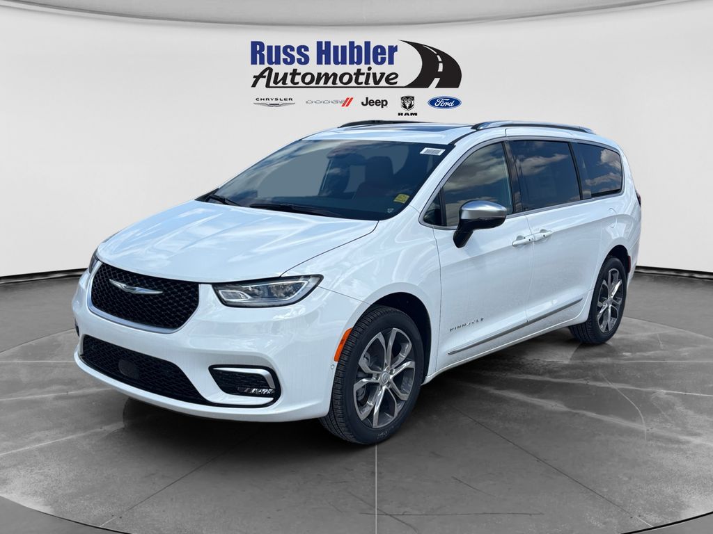 2026 Chrysler Pacifica Passenger Van 