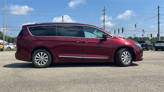 Used 2018 Chrysler Pacifica Touring L Plus with VIN 2C4RC1EG0JR130183 for sale in New Castle, IN