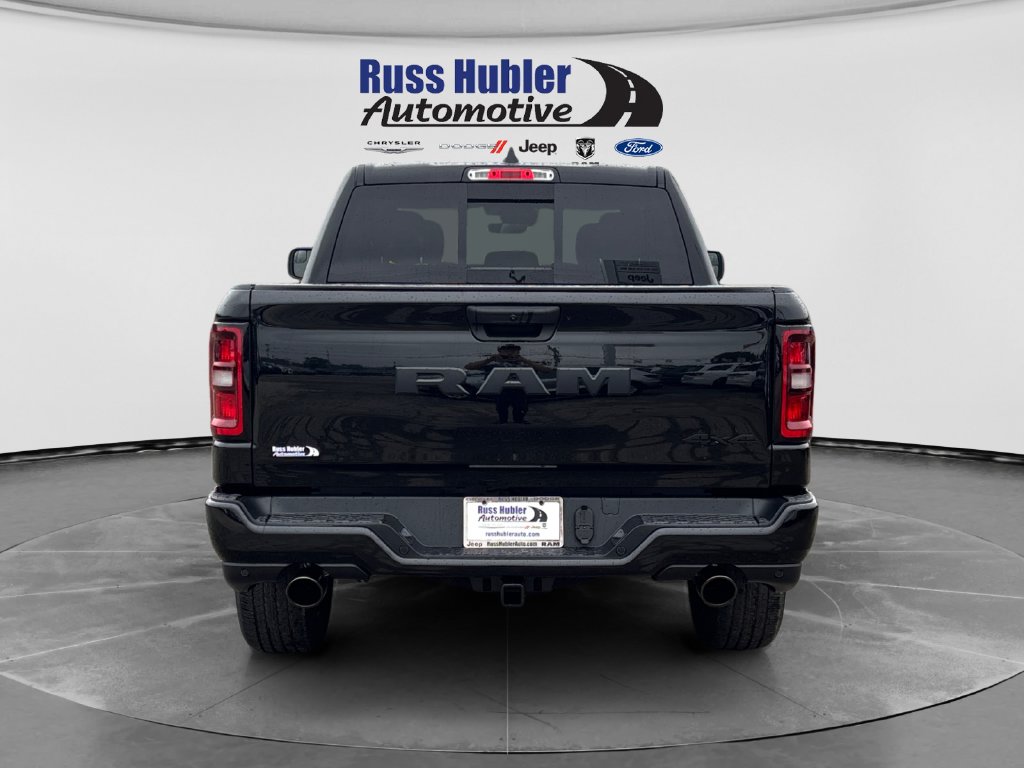 New 2027 Ram 1500 TRADESMAN CREW CAB 4X4 Pickup