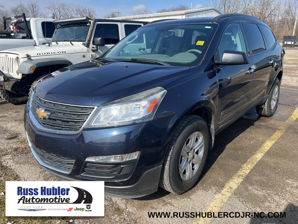 Used 2016 Chevrolet Traverse LS SUV