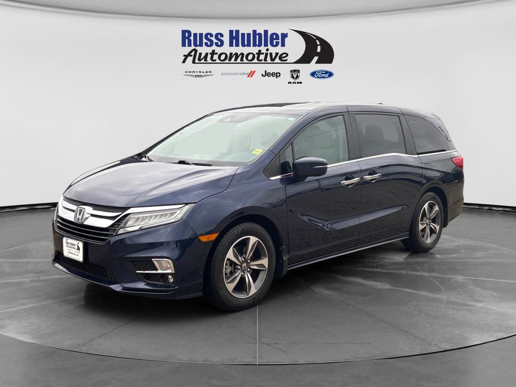2018 Honda Odyssey Touring's photo