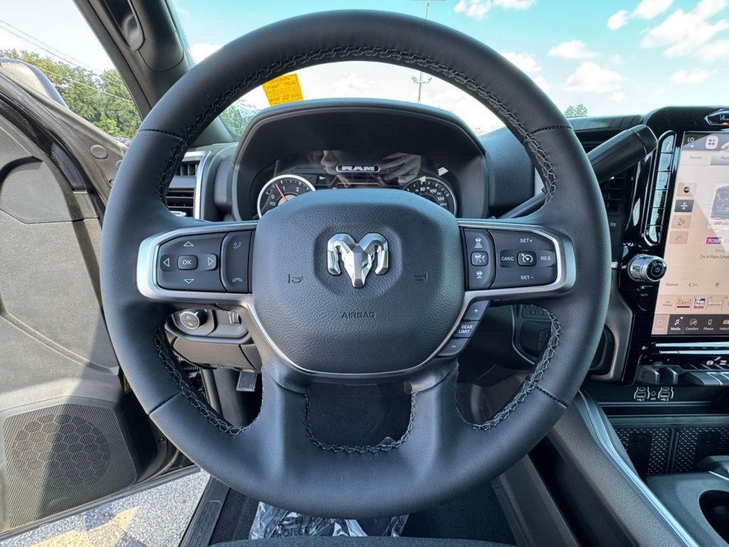 2025 RAM 2500 Big Horn - Photo 18