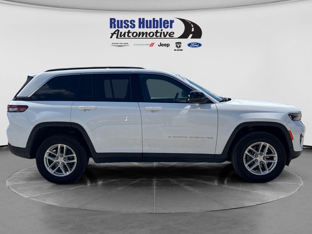 2025 Jeep Grand Cherokee Laredo - Photo 8