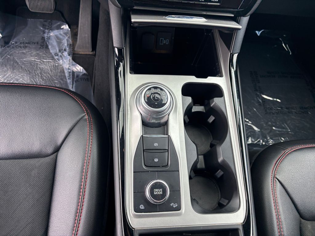 2023 Ford Explorer ST-LINE - Photo 31