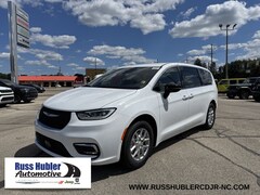 2026 Chrysler Pacifica SELECT Passenger Van